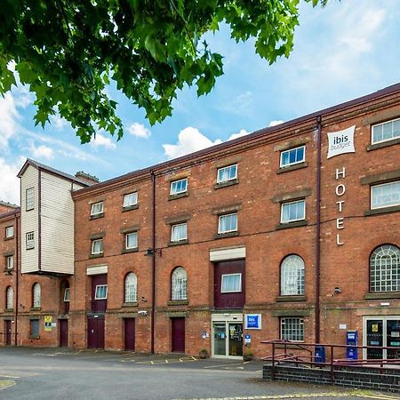 Go2 Burton Upon Trent Central Hotel Екстер'єр фото